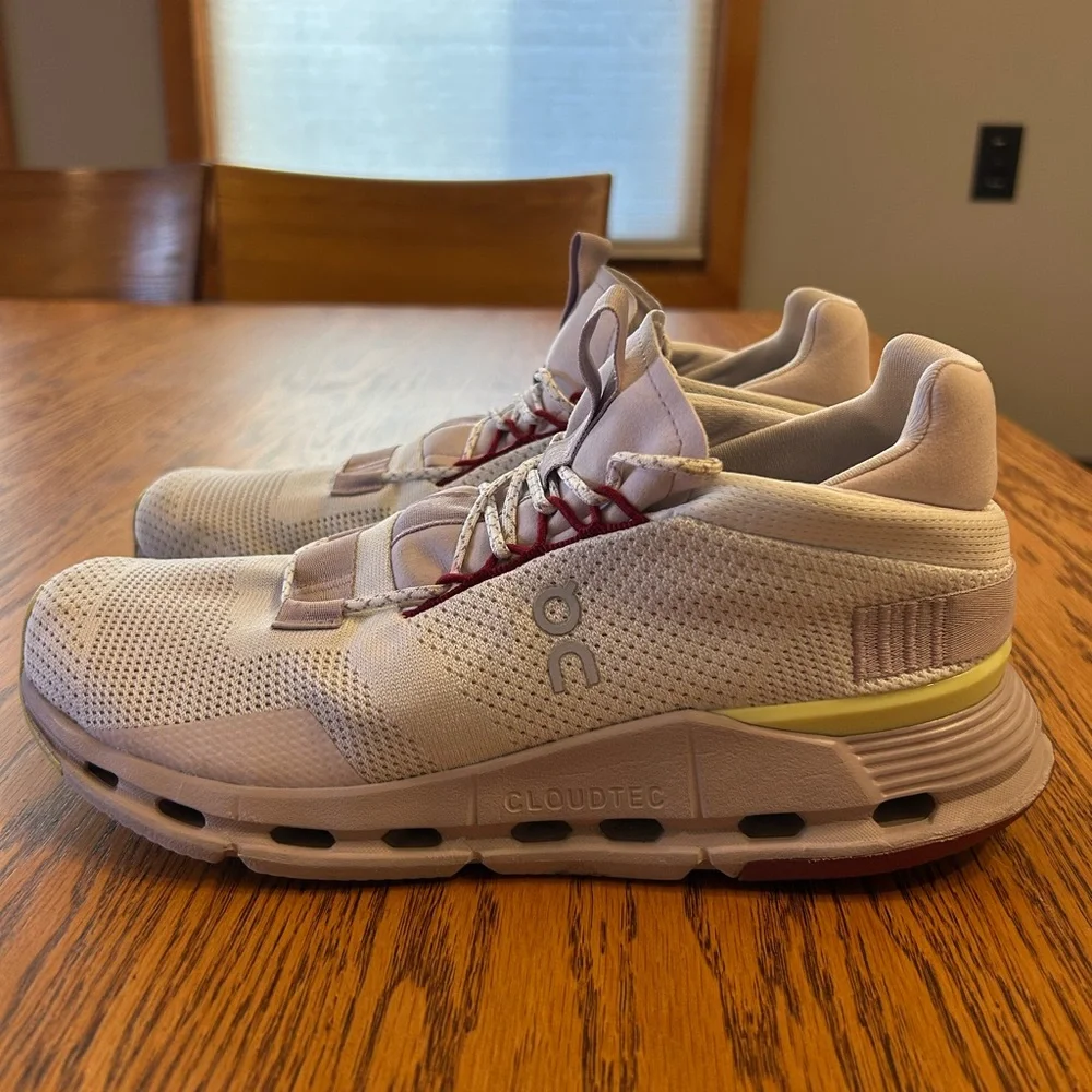 Women’s On Cloud Nova Shoes Size 9 Used - Picture 1 of 7